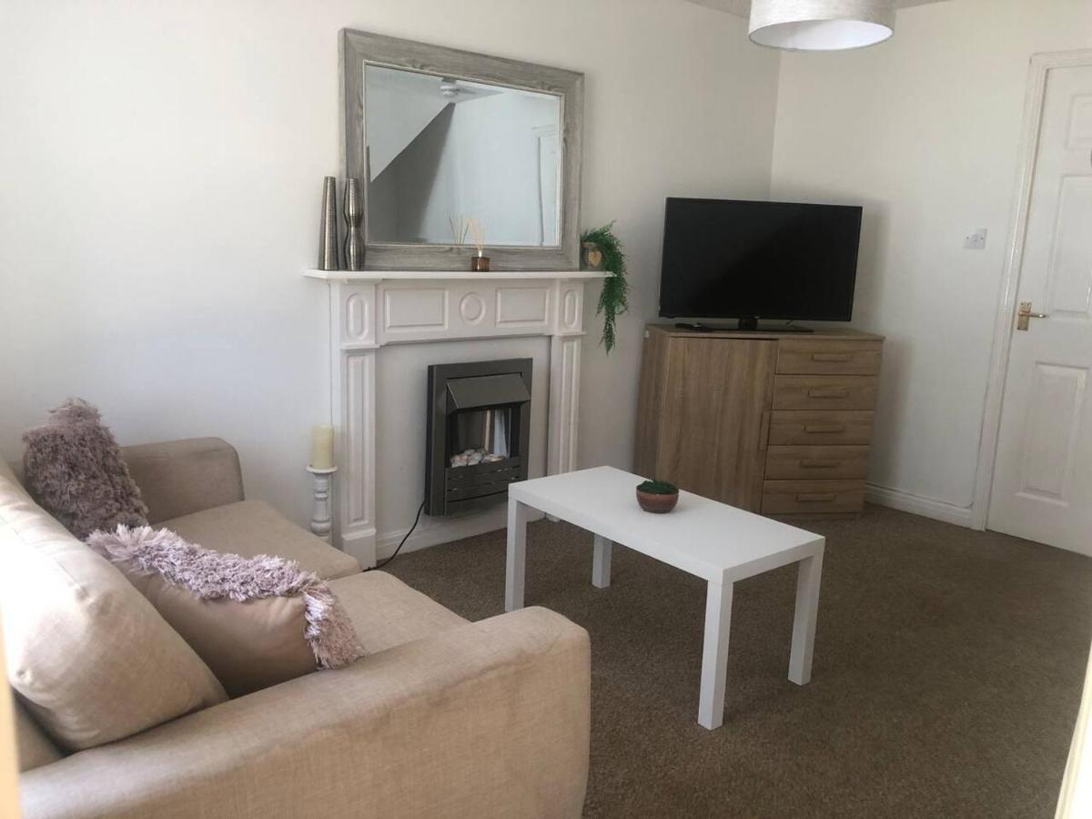 Bluebell House 2 Bedroom With Parking And Garden Scunthorpe Exterior photo